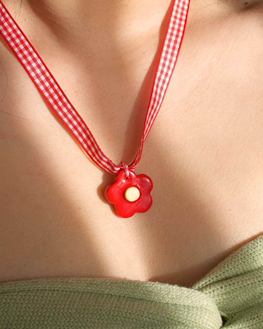 Red daisy gingham ribbon necklace