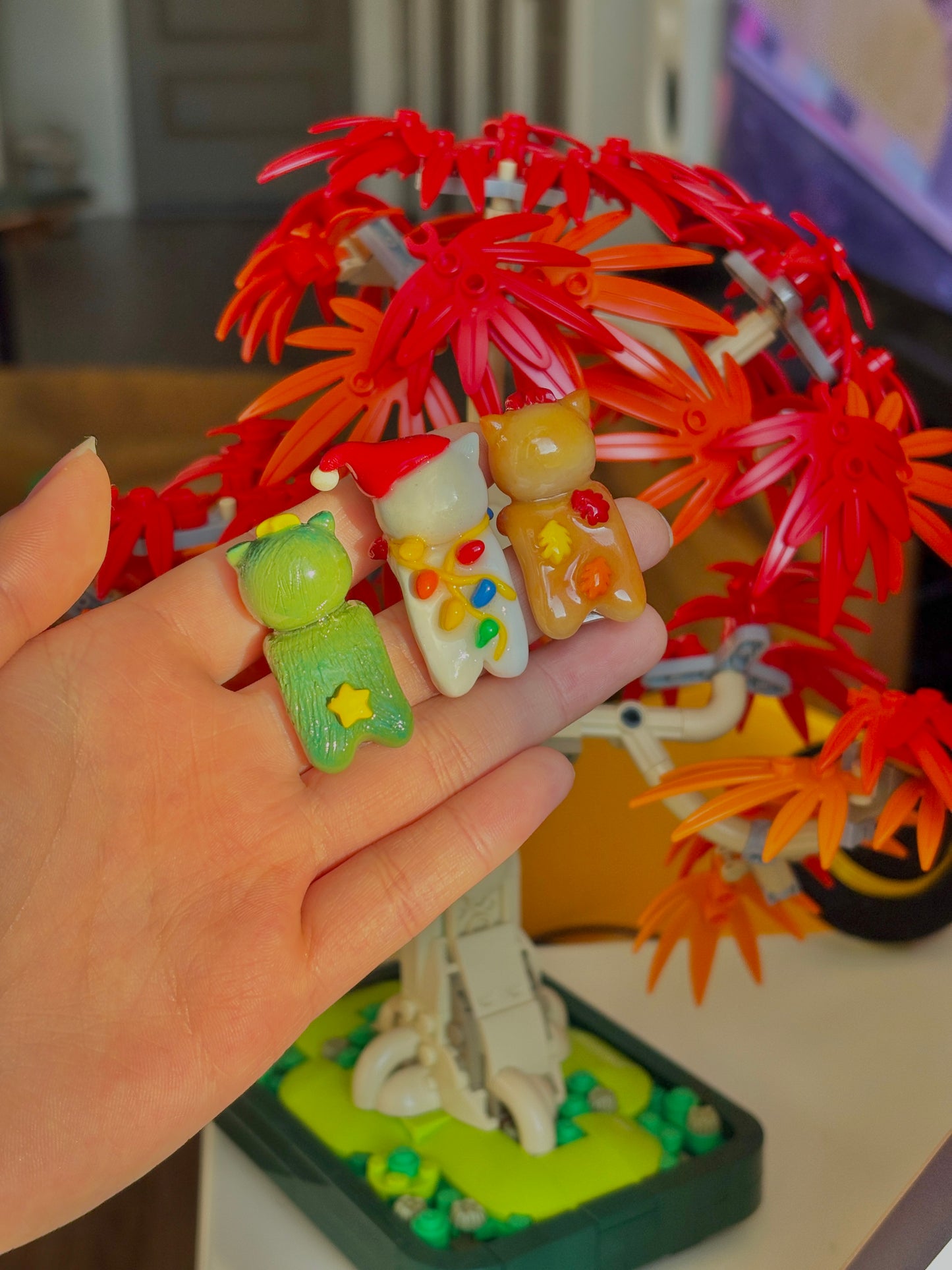 HOLIDAY KITTY HIPPERS🎄